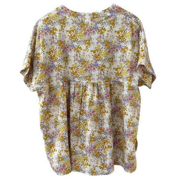 Karlie Floral V Neck Pleated Flowing Top Yellow Size Large - Picture 5 of 13